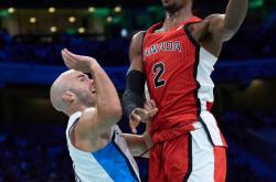 关于Scout关键节点出色防守，加拿大队带队取胜！的信息