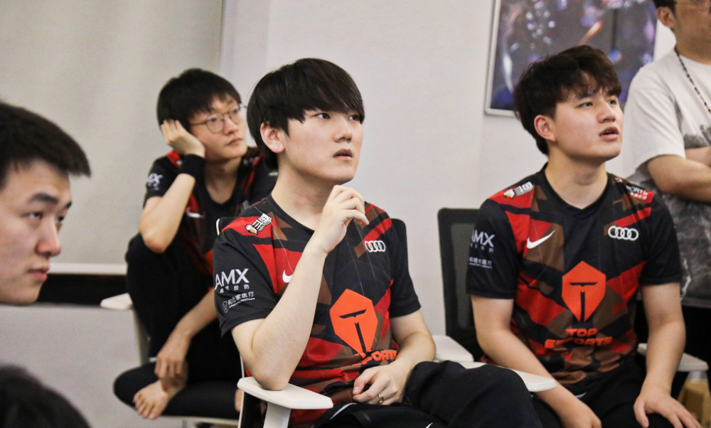 JackeyLove在日本队比赛中逆转,问鼎冠军引发热议!的简单介绍 JackeyLove在日本队比赛中逆转,问鼎冠军引发热议!的简单介绍